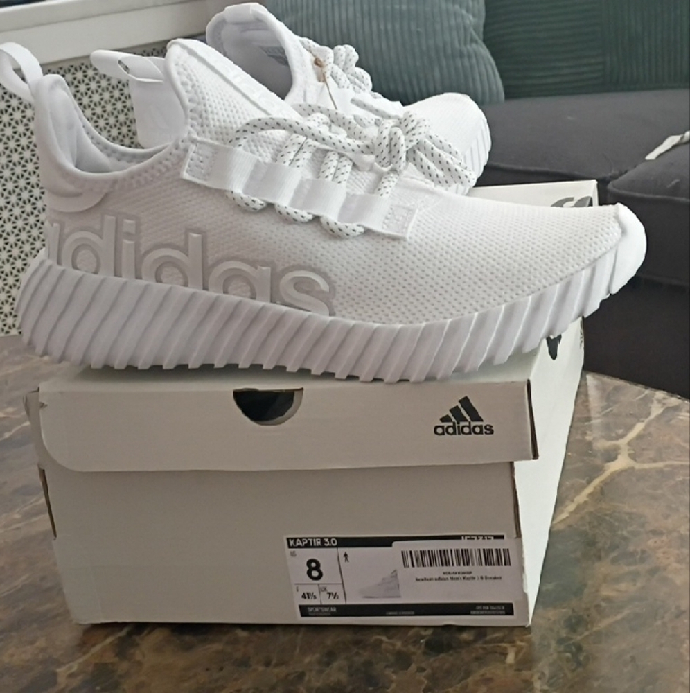 **Brand New** Adidas Mens White  KAPTOR 3.0 Sneakers